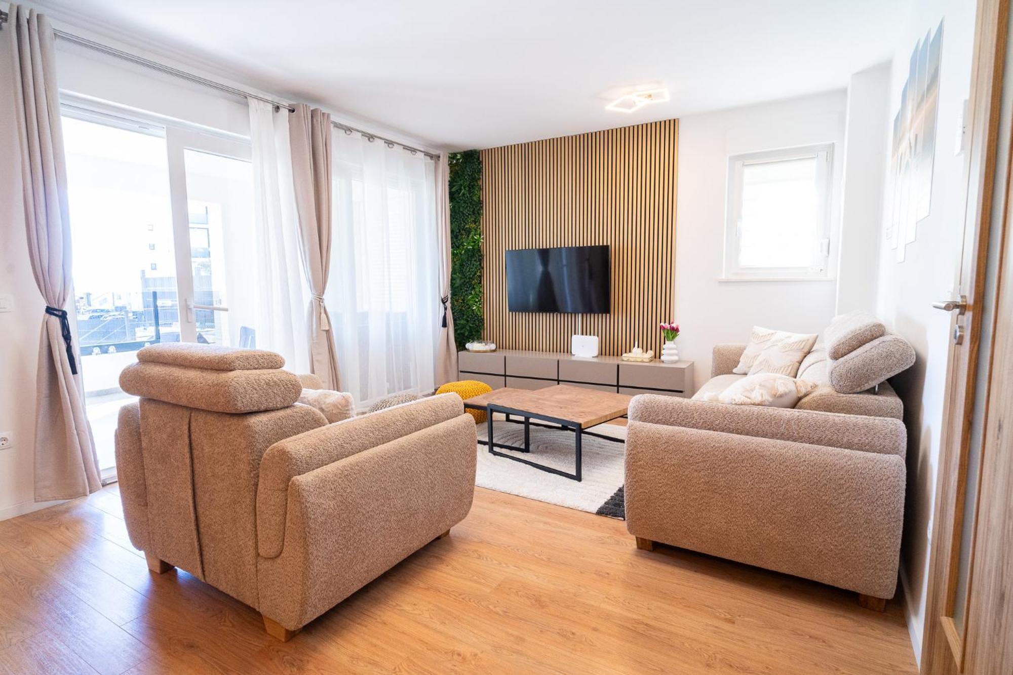 S5 By Belmont Realty Apartman *