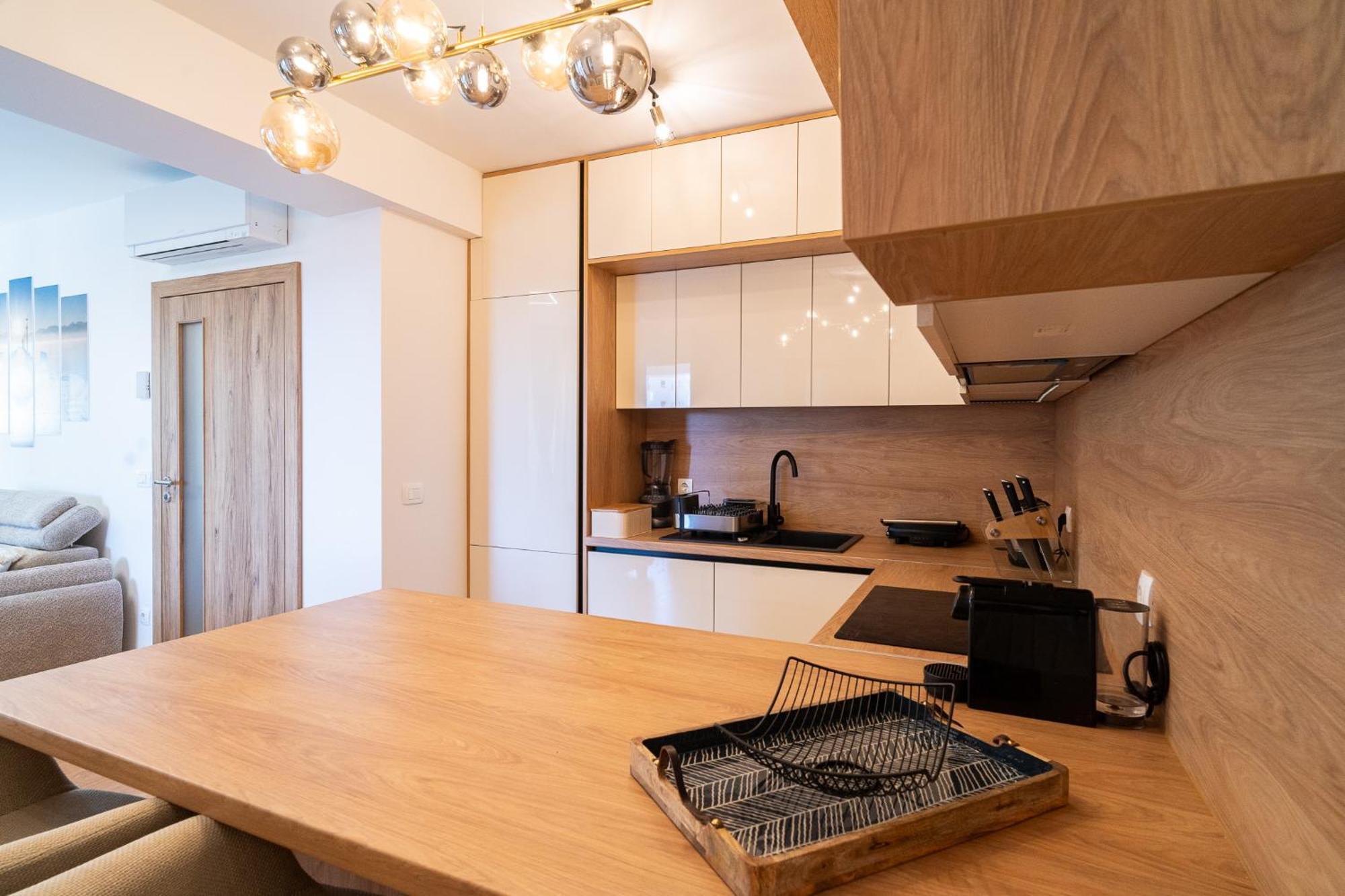 S5 By Belmont Realty Apartmán *